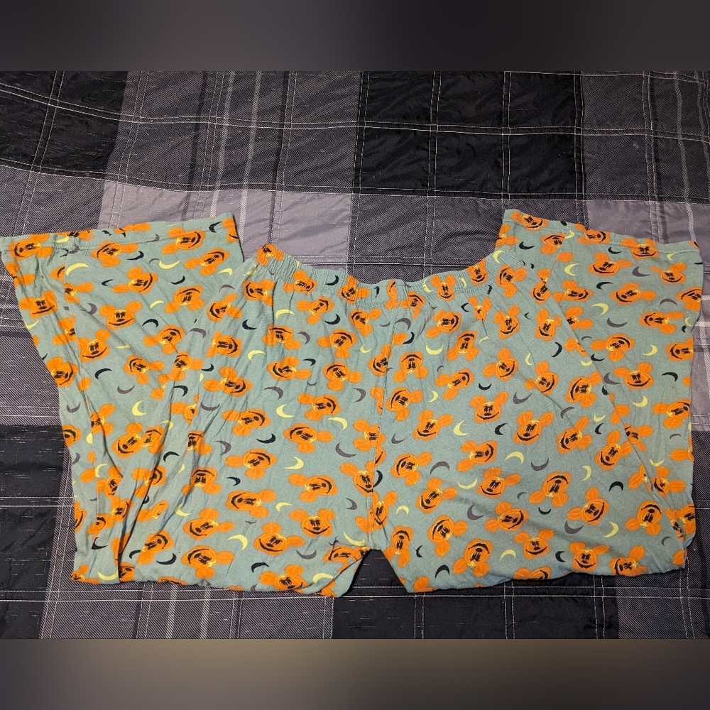 Disney Halloween Mickey Mouse Jack O Lantern Cropped Pajama Bottoms sz S - Picture 8 of 8